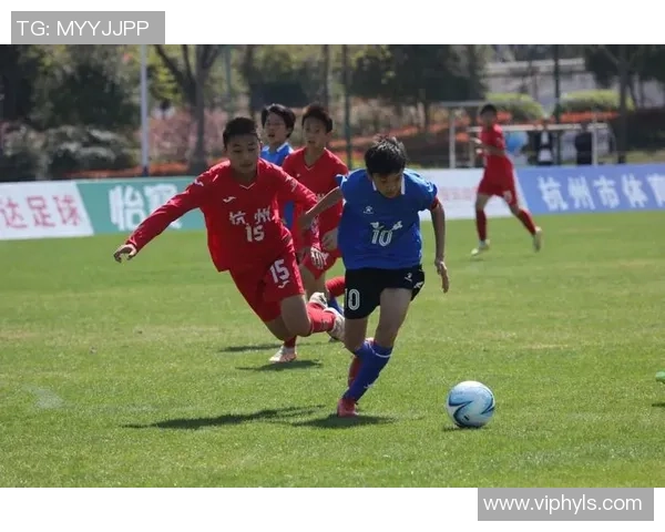 足球热议：杭州足球队的配合争议